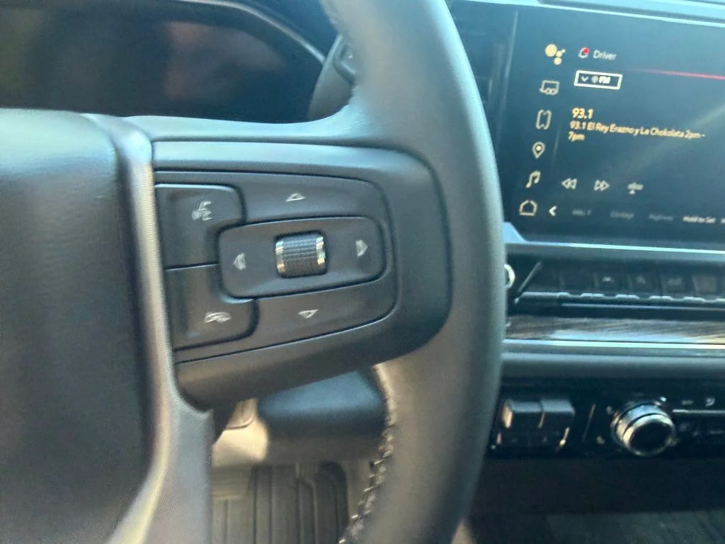 Used 2024 Blue GMC Elevation image 15