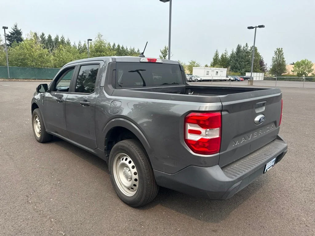 Used 2022 Carbonized Gray Metallic Ford XL image 5
