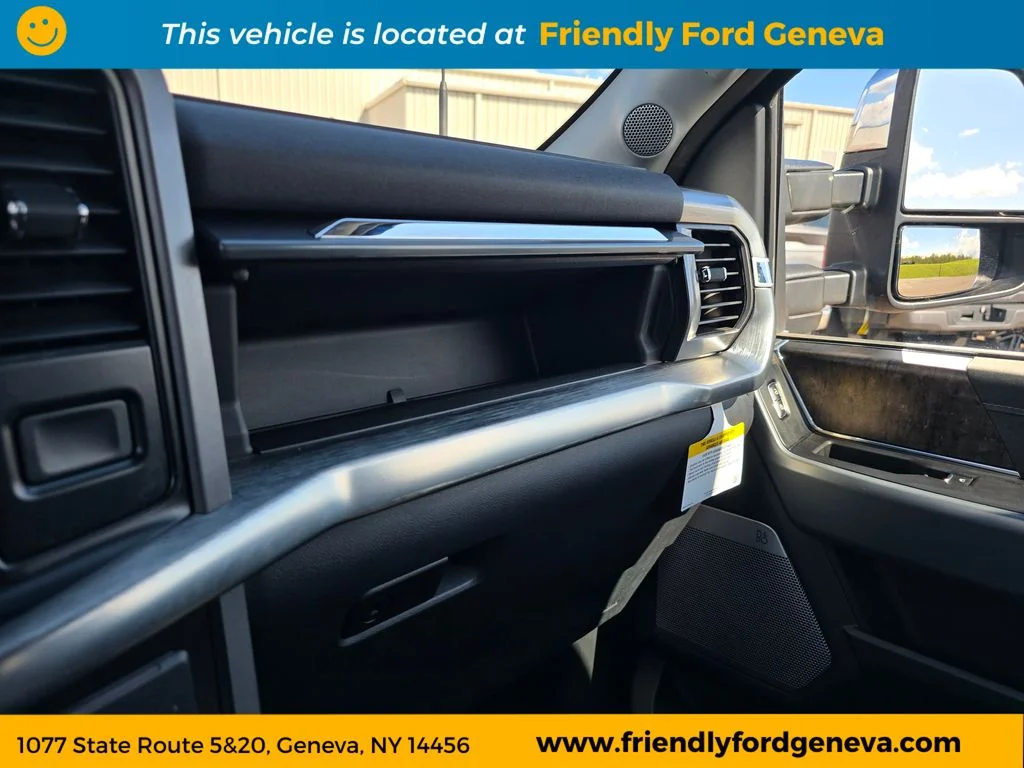 Used 2023 Red Ford Lariat image 25