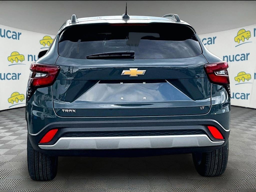 2026 Chevrolet Trax LT - Photo 6