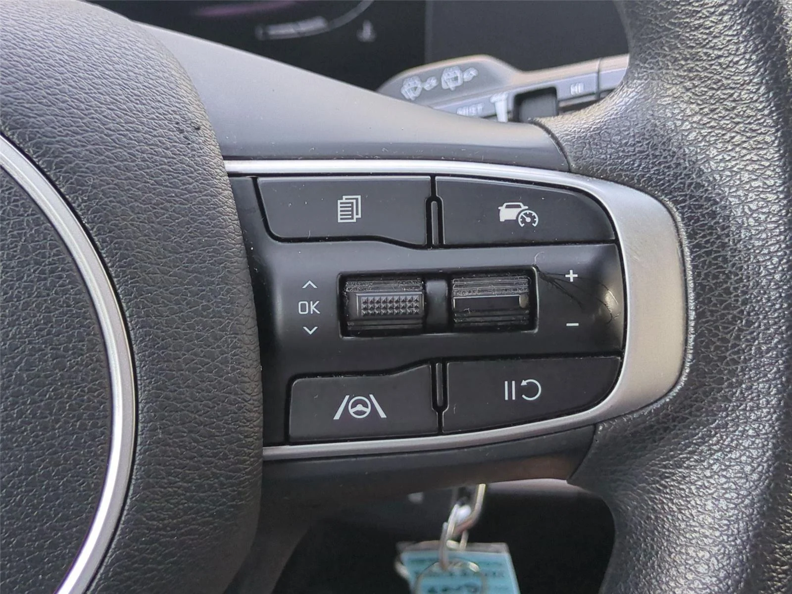 Used 2023 Gravity Gray Kia LX image 21
