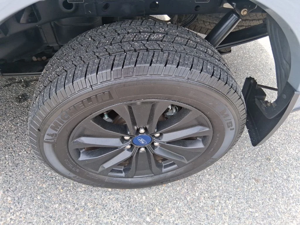 Used 2019 Black Ford Lariat image 18
