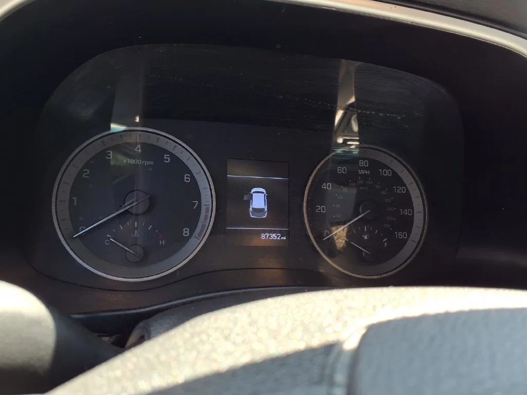 Used 2020 Silver Hyundai Value image 12