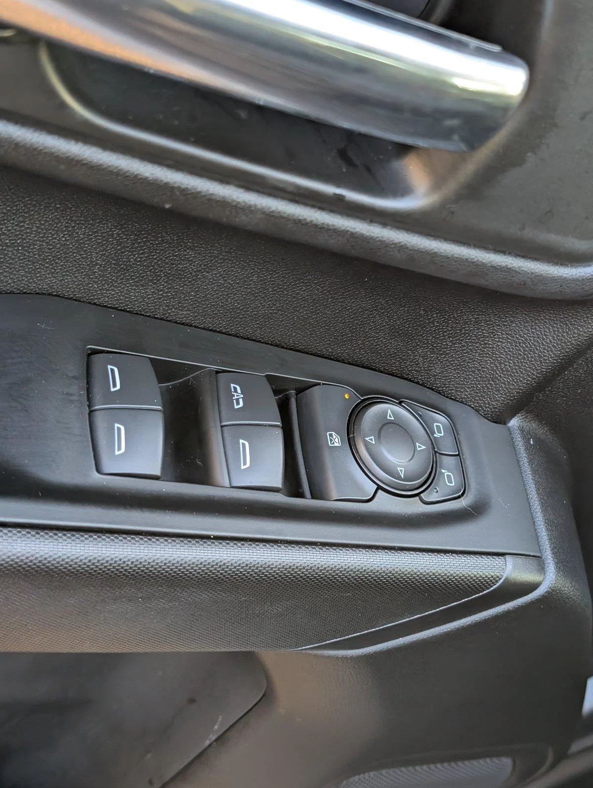 Used 2024 Slate Gray Metallic Chevrolet Custom image 16