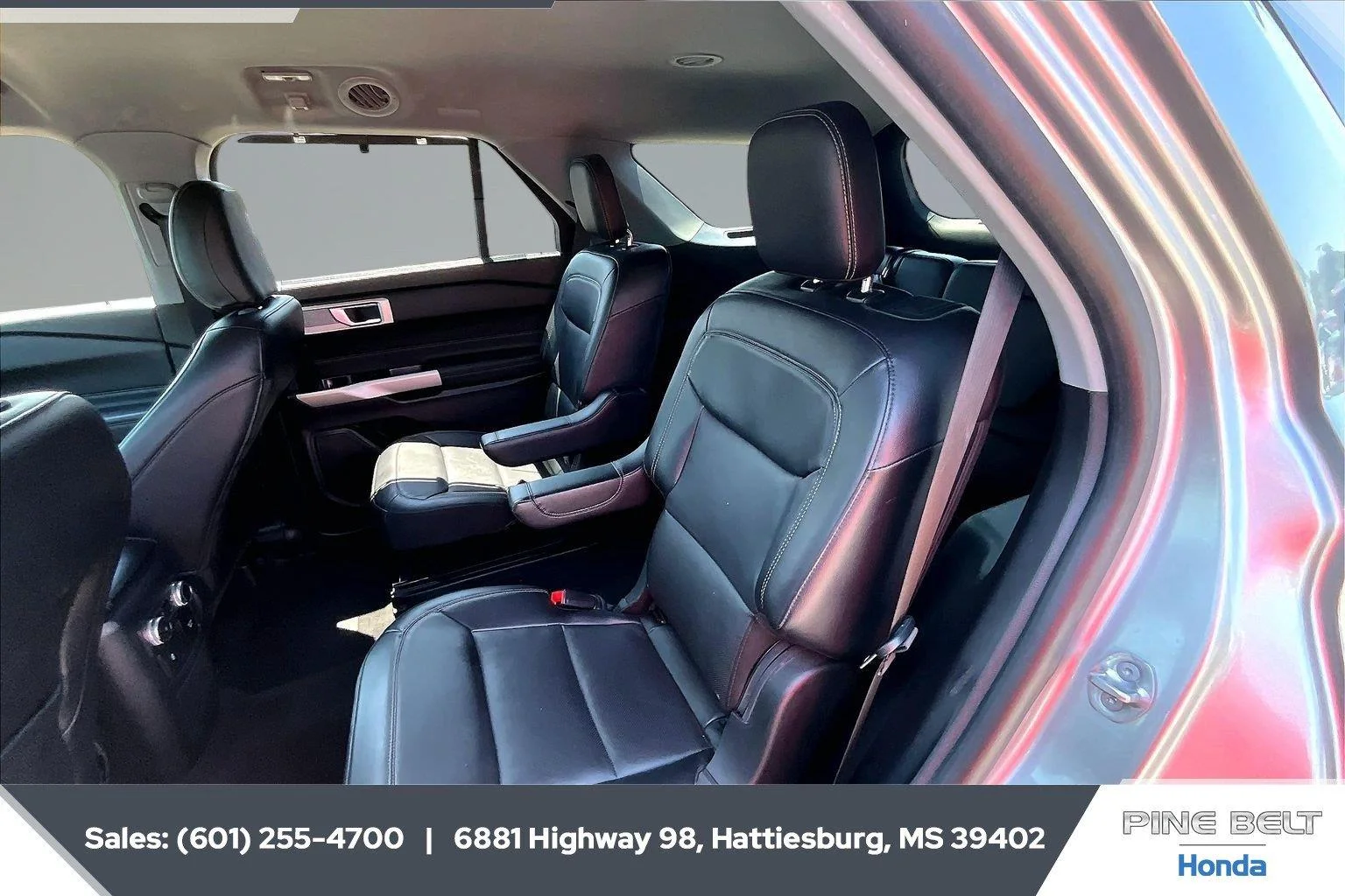 Used 2023 Iconic Silver Ford Limited image 19