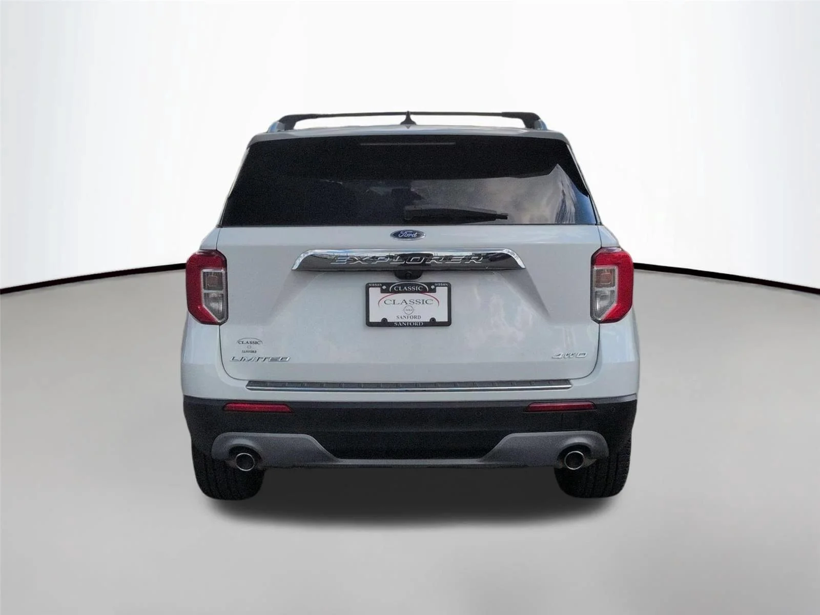 Used 2022 Star White Metallic Tri-Coat Ford Limited image 4