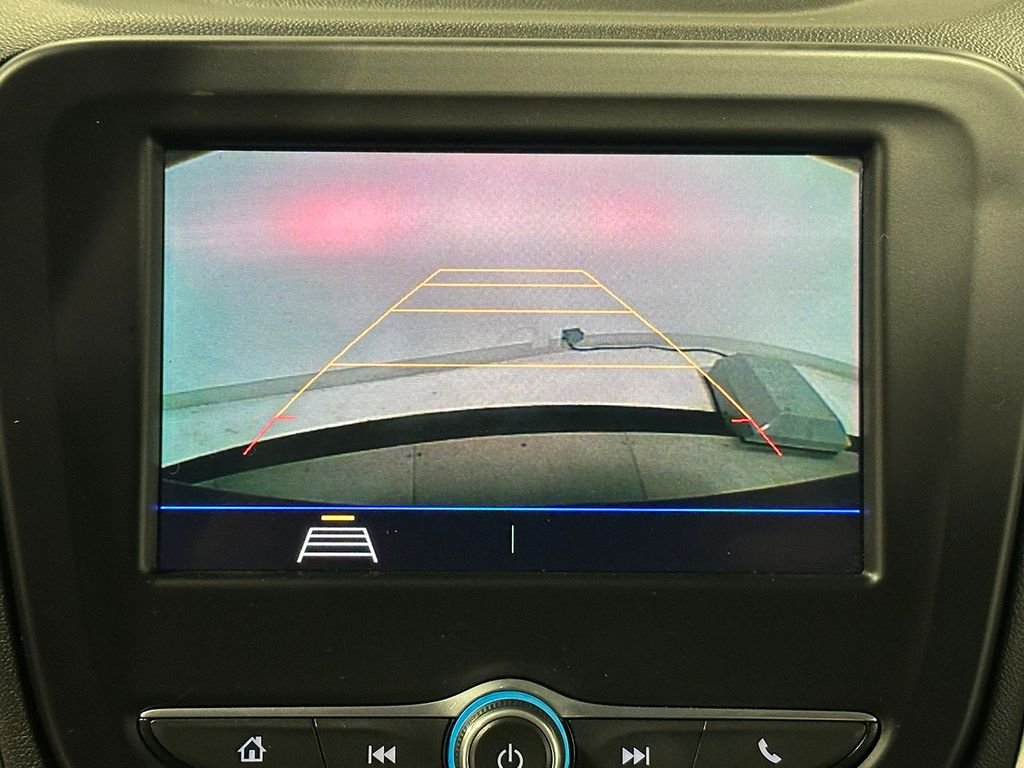 Used 2020 Blue Chevrolet LT image 4