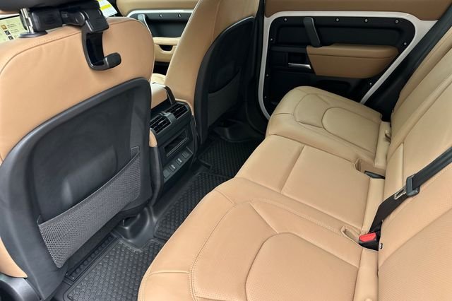 New 2026 Fuji White Land Rover S image 11