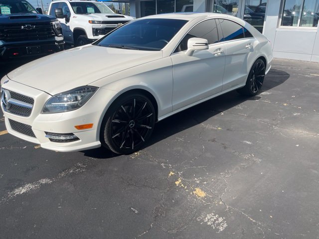 Used 2012 Diamond White Metallic Mercedes-Benz CLS 550 image 4