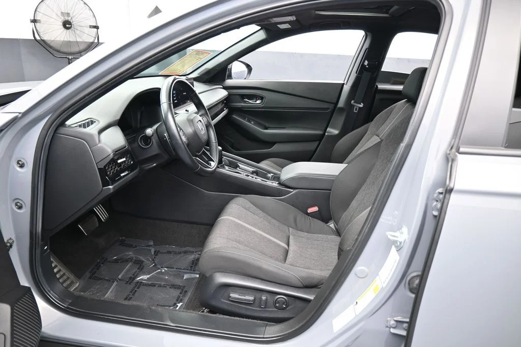 Used 2024 Urban Gray Pearl Honda Sport image 11