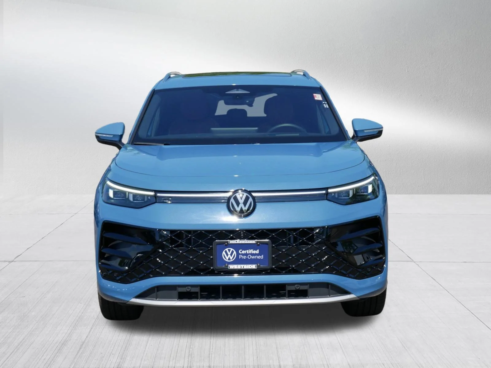 Certified 2025 Volkswagen Tiguan SEL R-LINE with VIN 3VVLR7RM7SM005635 for sale in Saint Louis Park, Minnesota
