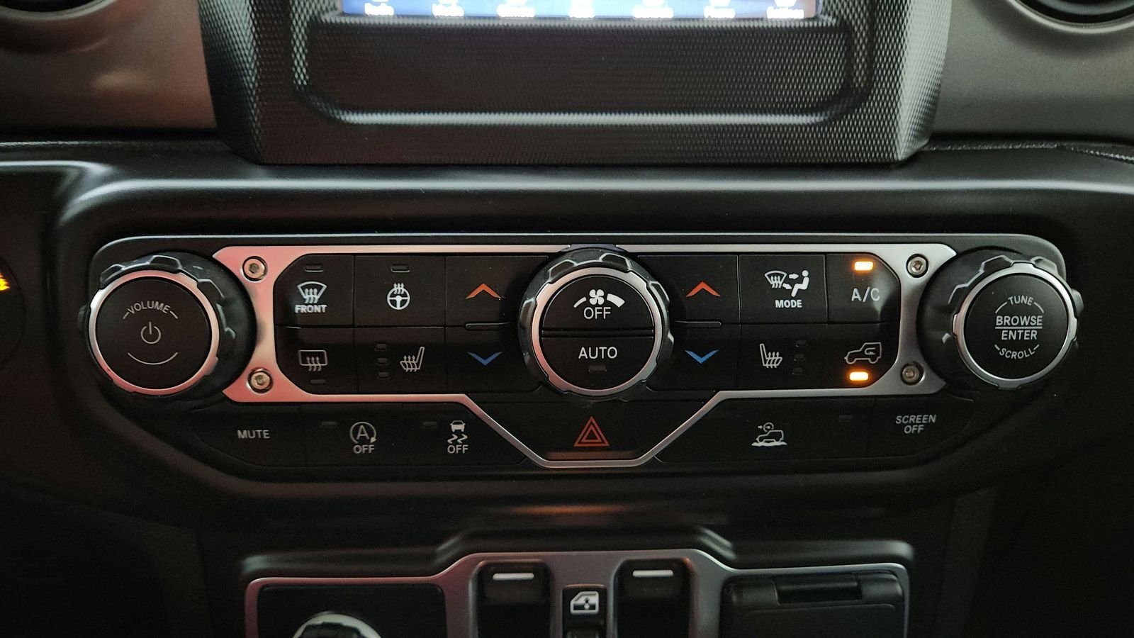Used 2023 Red Jeep Sport image 32