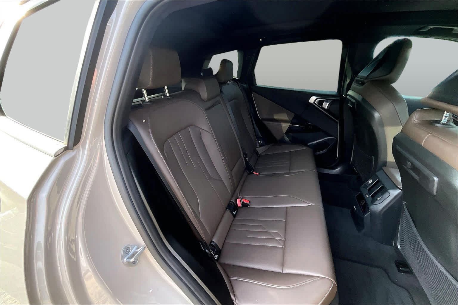 Used 2026 Dune Grey Metallic BMW 30 xDrive image 20