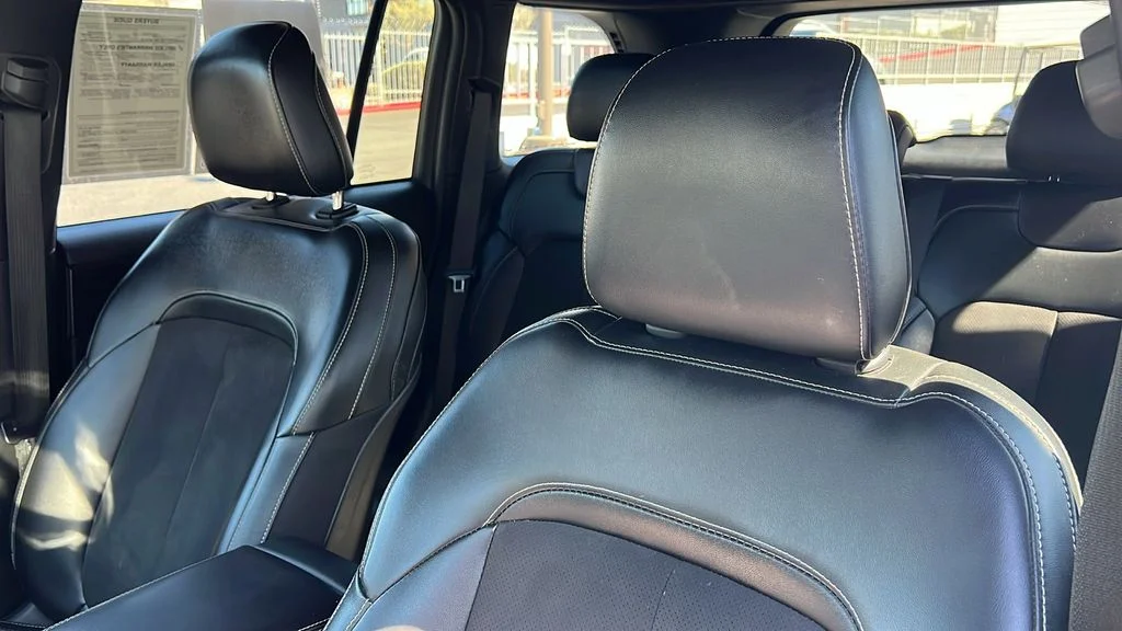 Used 2023 Gray Jeep Altitude X image 15
