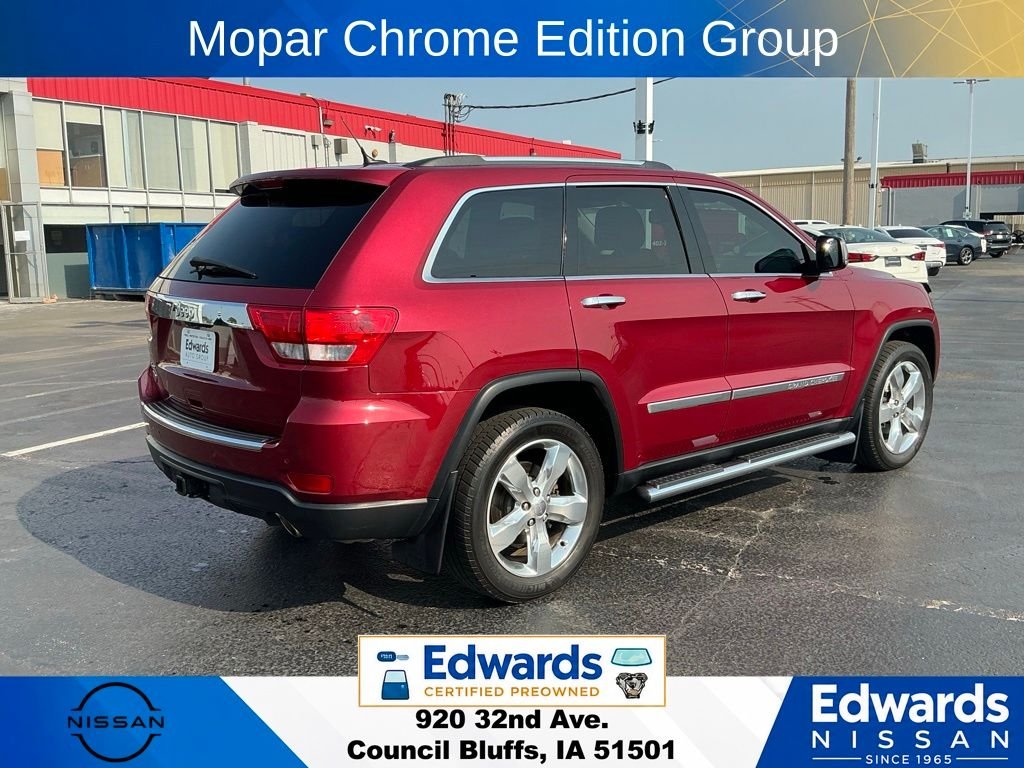 Used 2013 Red Jeep Overland image 11