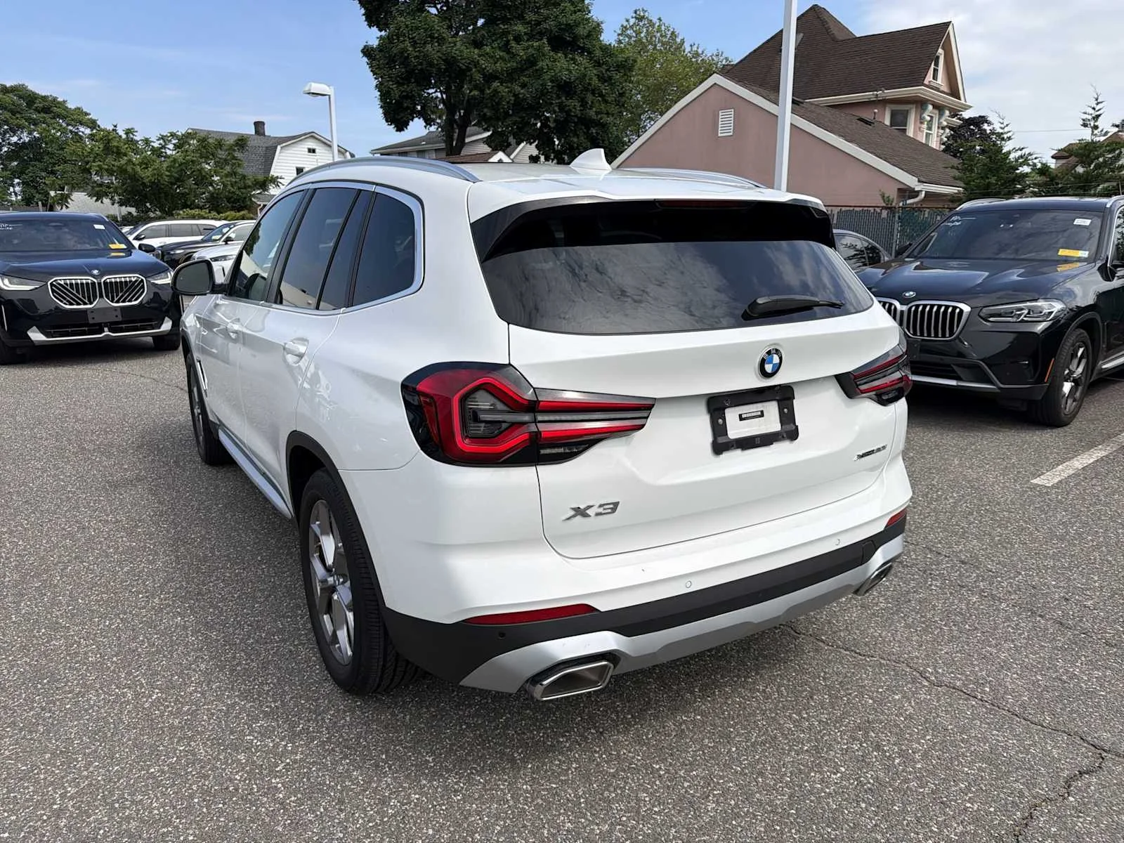 Certified Used 2023 Alpine White BMW xDrive30i image 5