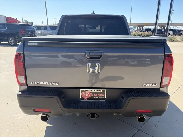 Used 2022 Silver Honda RTL image 5