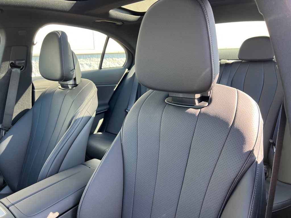 New 2027 Obsidian Black Metallic Mercedes-Benz E 450 image 50