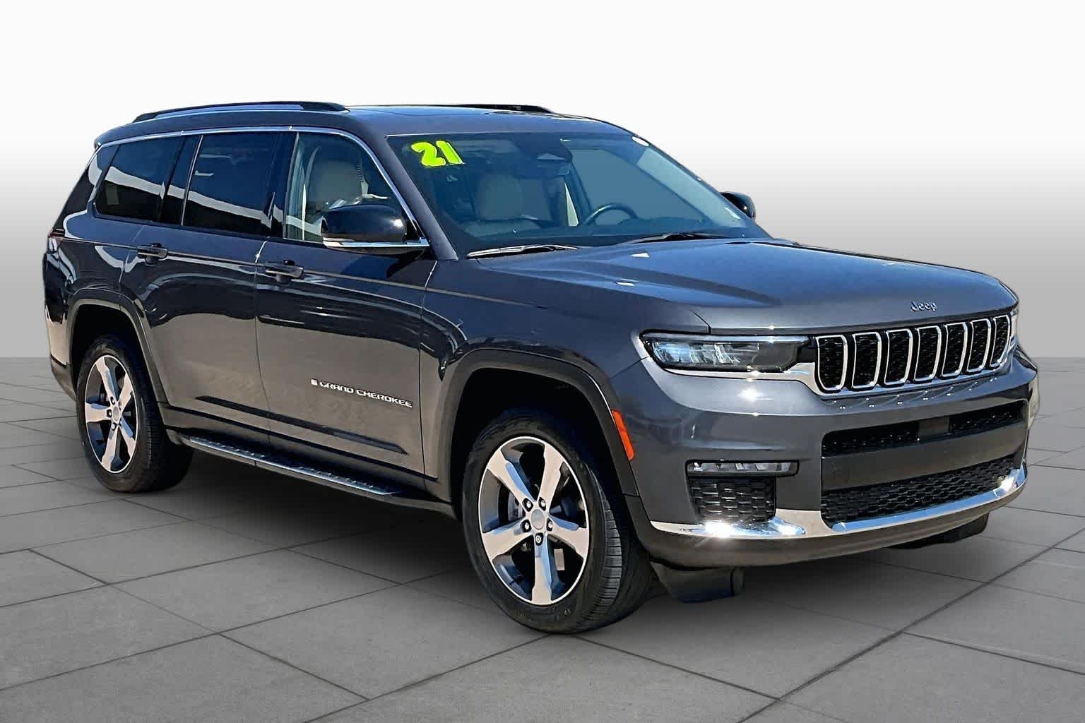Used 2021 Baltic Gray Metallic Clearcoat Jeep Limited image 3