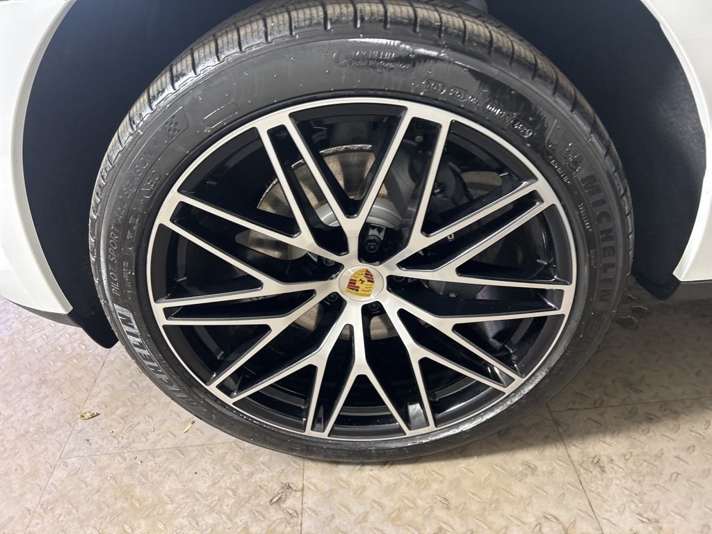 New 2026 White Porsche  image 14