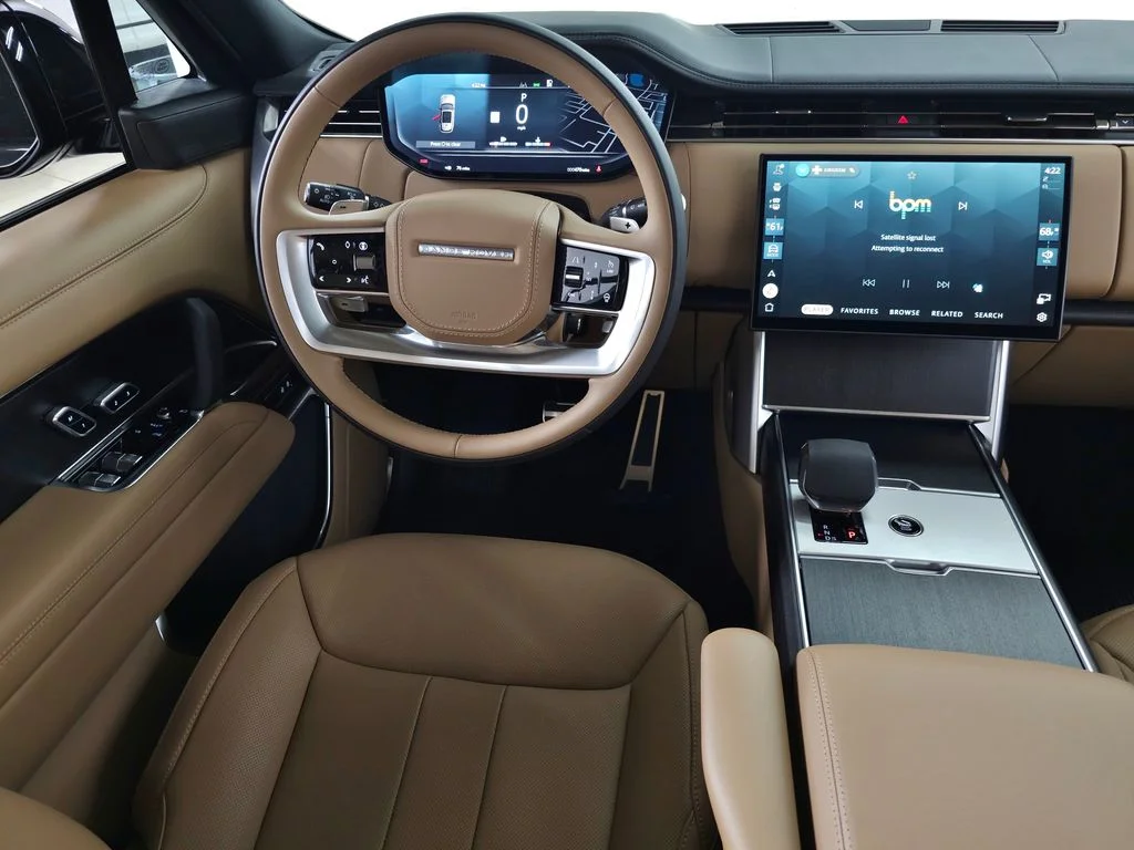 New 2026 Carpathian Grey Land Rover SE image 17