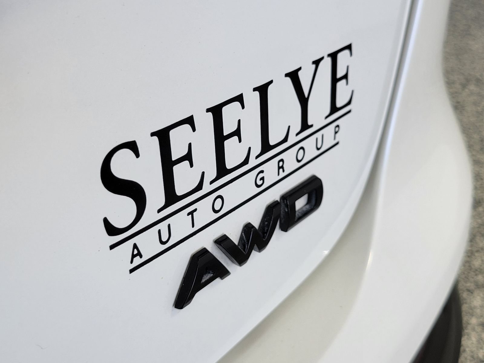 Used 2021 White Kia S image 31