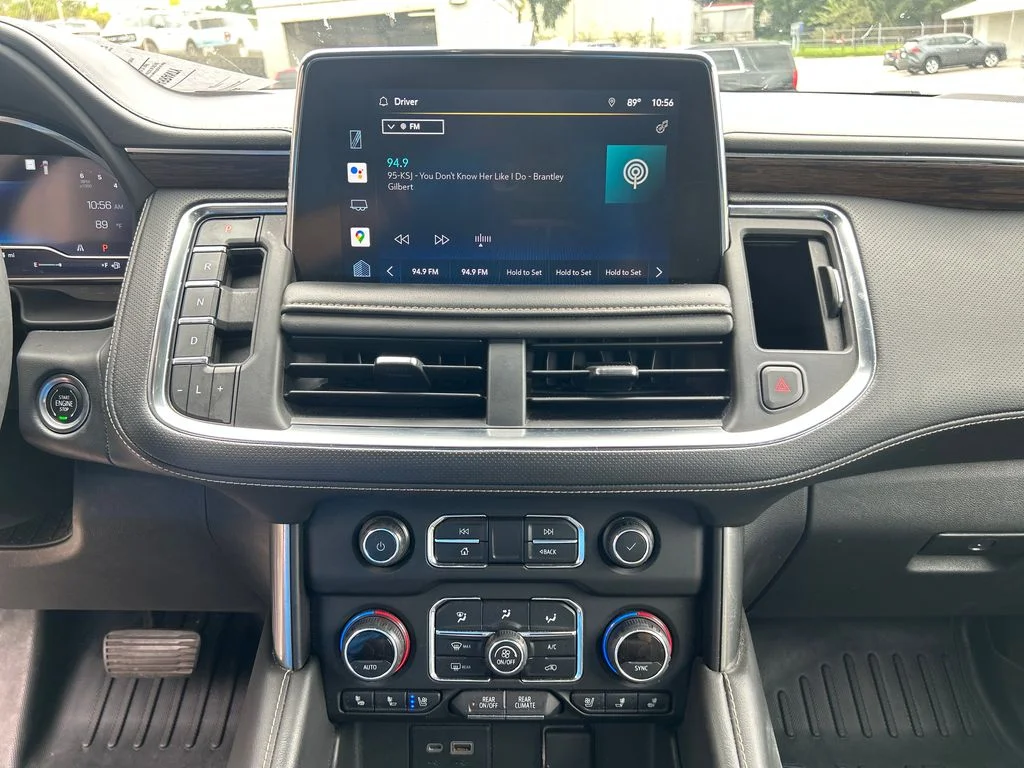 Used 2022 White Chevrolet Premier image 18