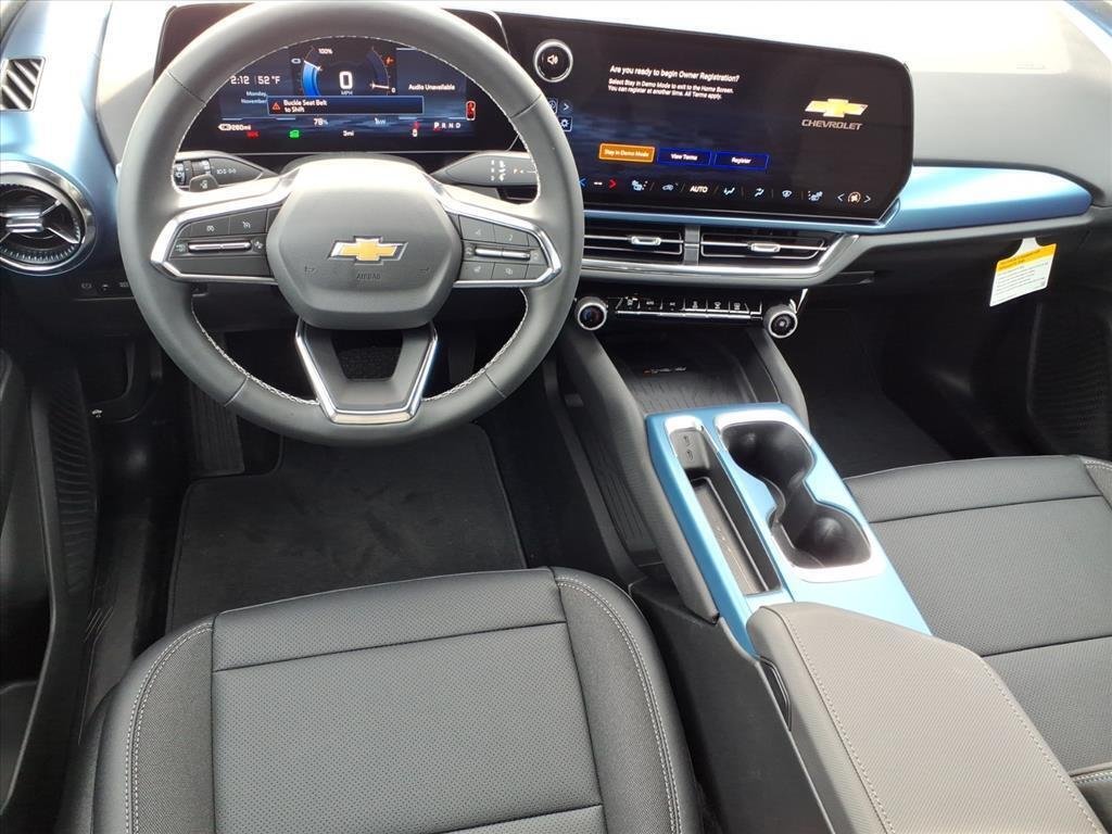 2026 Chevrolet Equinox EV 2LT - Photo 8
