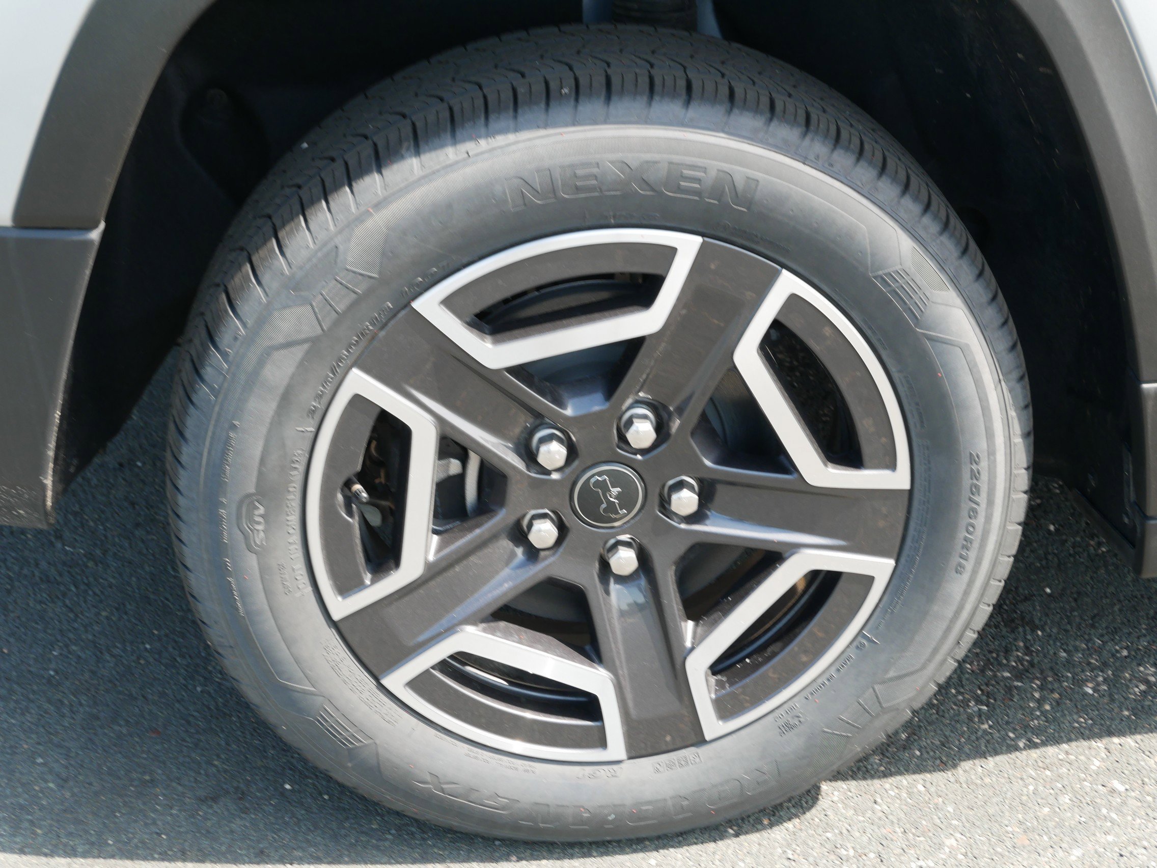 2026 Jeep Cherokee Laredo - Photo 9
