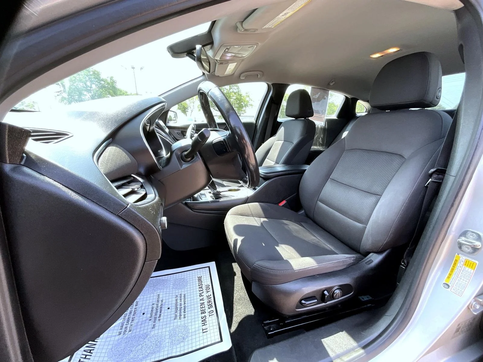 Used 2018 Silver Chevrolet LT image 11