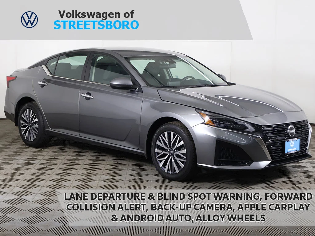2023 Nissan Altima SV