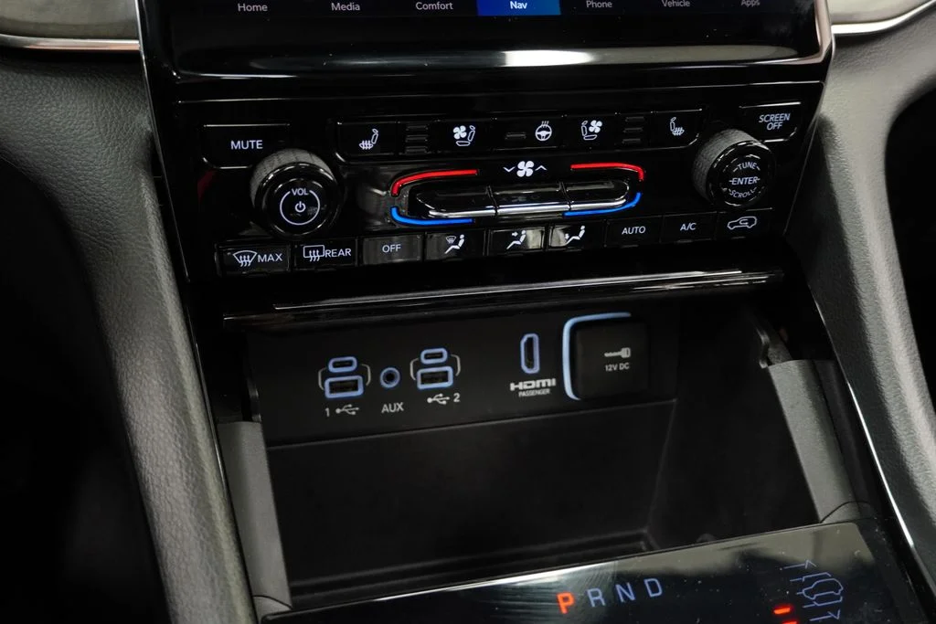 Used 2023 Black Jeep Overland image 36