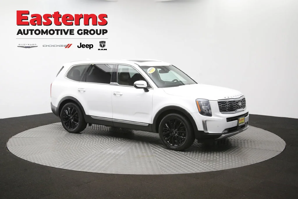 Used 2020 White Kia SX image 55