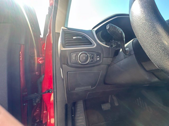 Used 2020 Red Ford SEL image 16