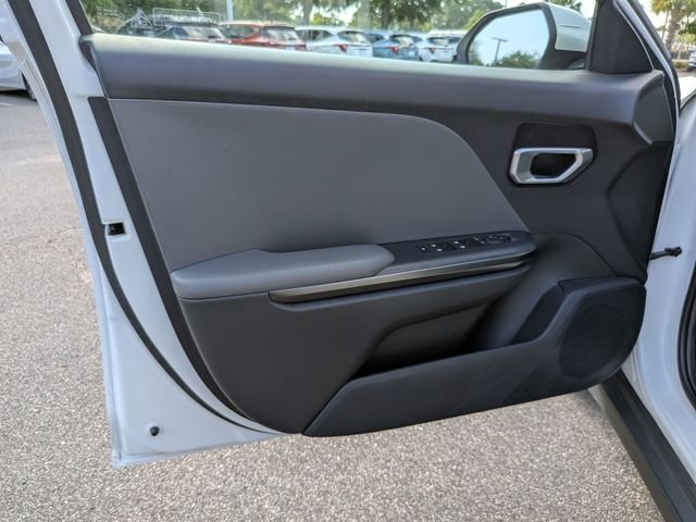 Certified Used 2025 White Kia LXS image 12