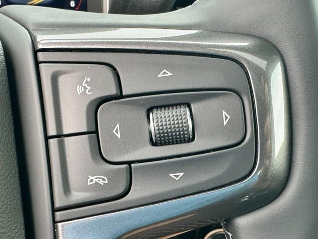 New 2026 Polar White Tricoat Chevrolet High Country image 15