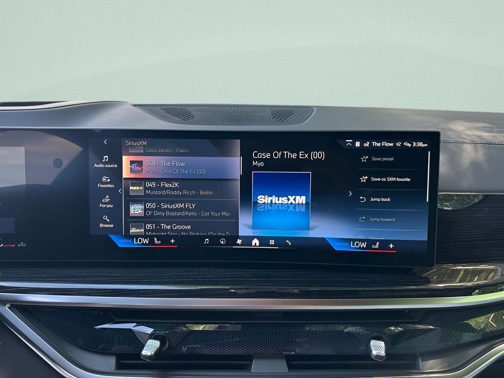 New 2026 Carbon Black Metallic BMW xDrive40i image 16