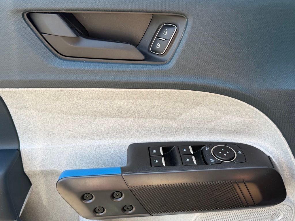 New 2026 Carbonized Gray Metallic Ford XLT image 19