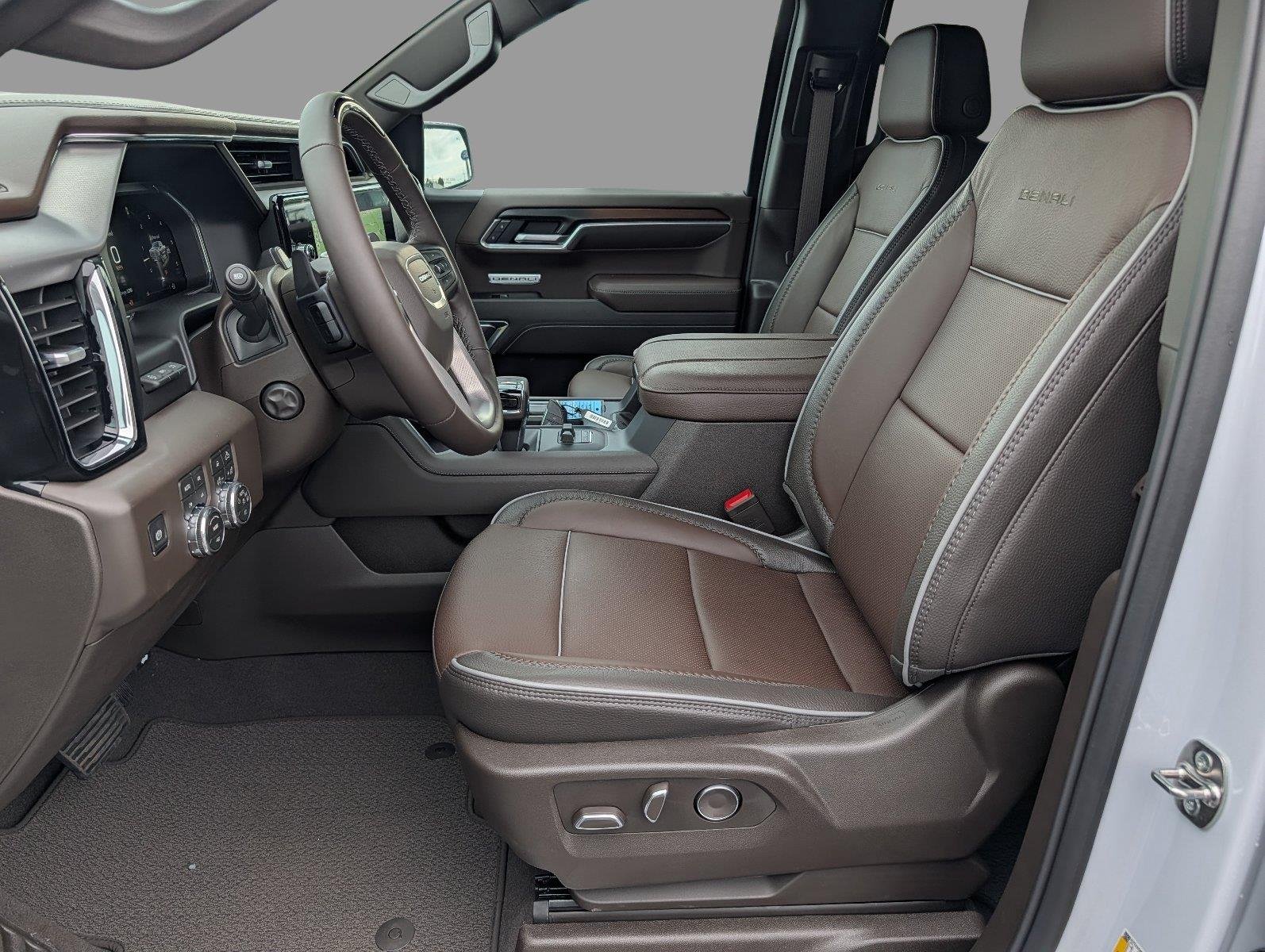 New 2026 Glacier White Tricoat GMC Denali image 11