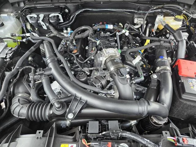 New 2025 Carbonized Gray Metallic Ford Badlands® image 39