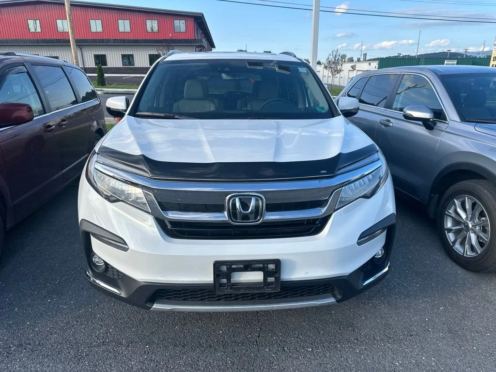 Certified Used 2022 Platinum White Pearl Honda AWD ELITE image 2