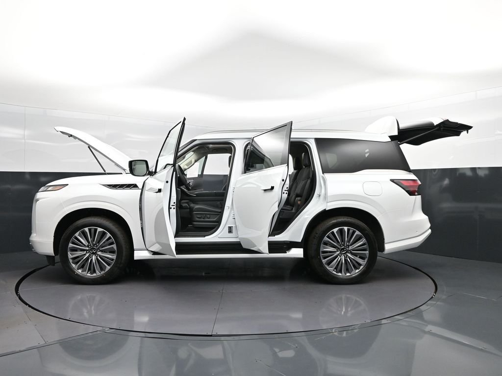 New 2026 RADIANT WHITE INFINITI Luxe 2WD image 49