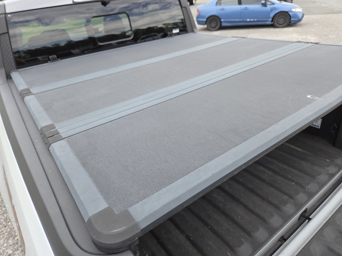 Used 2023 Avalanche Gray Ford XLT Advanced AWD SuperCrew image 20