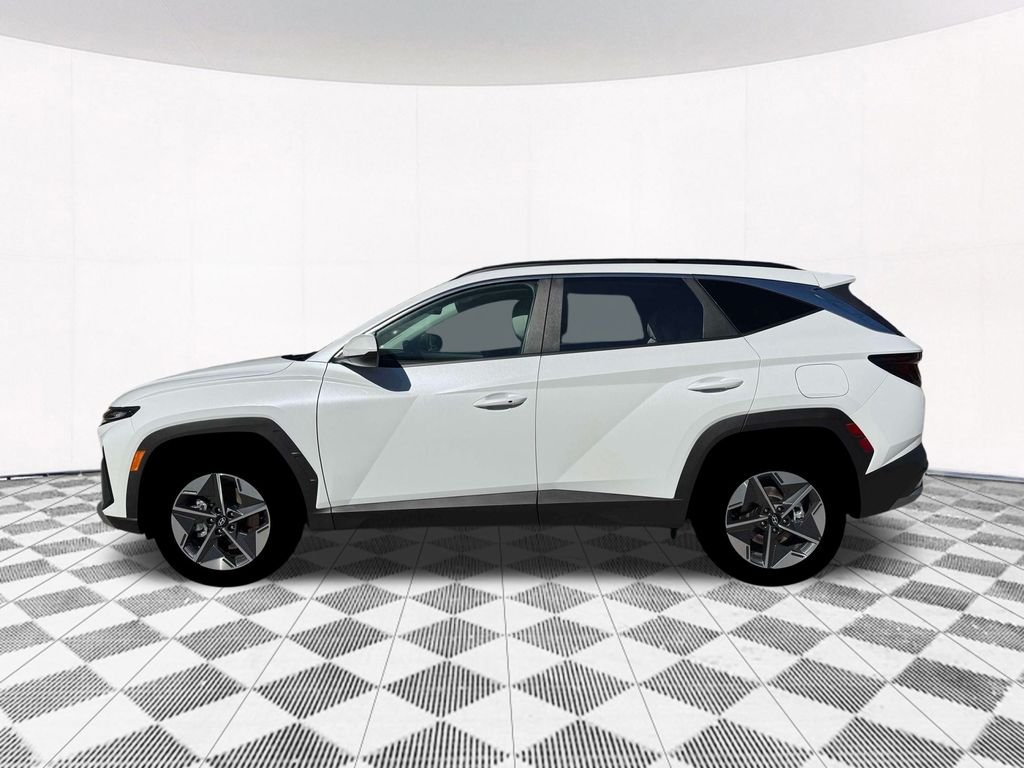 New 2026 White Hyundai SEL image 3