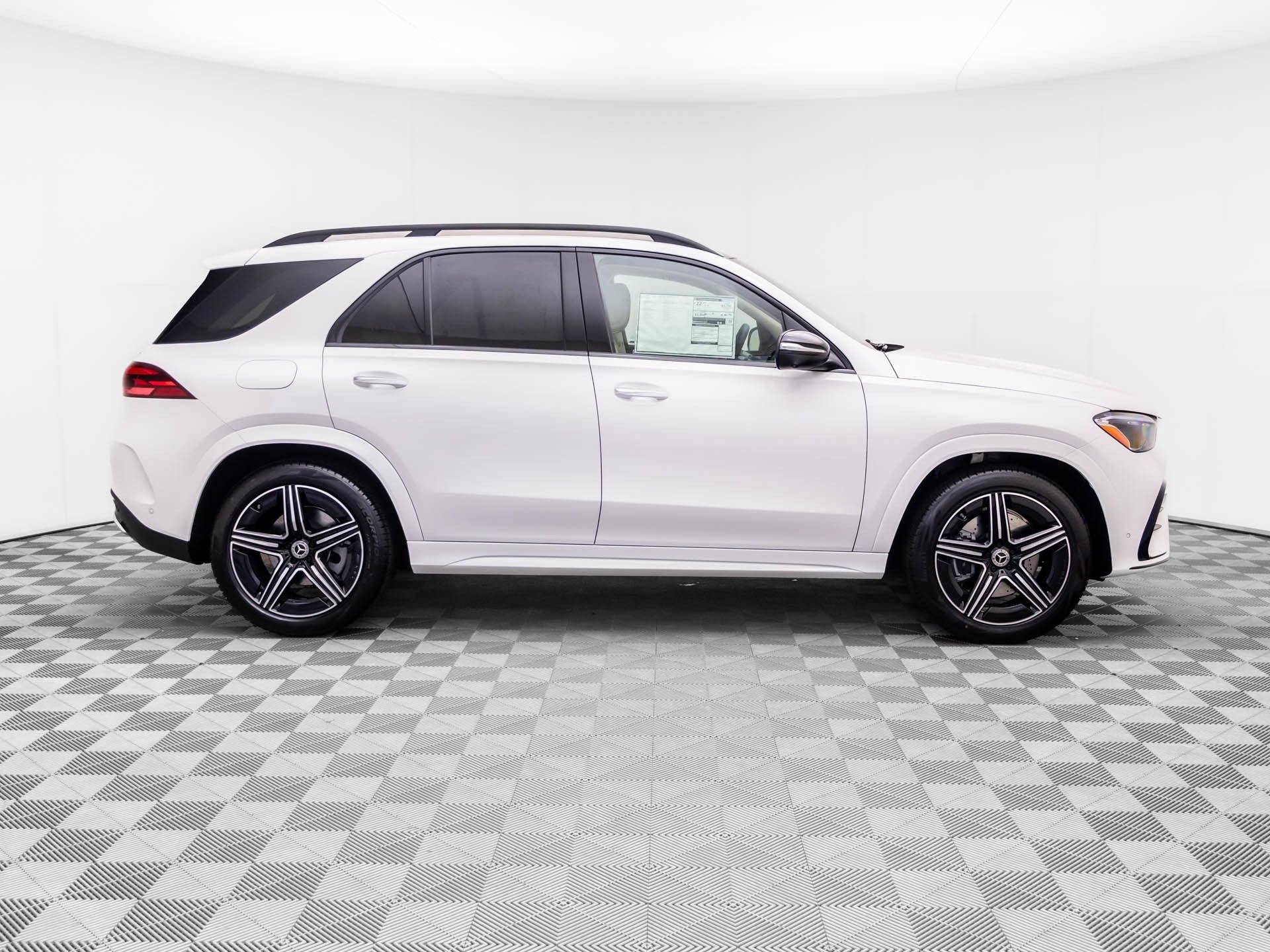 New 2026 Polar White Mercedes-Benz GLE 350 image 6