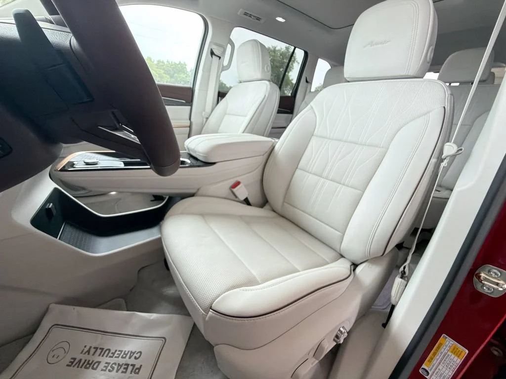 New 2026 Cherry Red Tintcoat Buick Avenir image 15