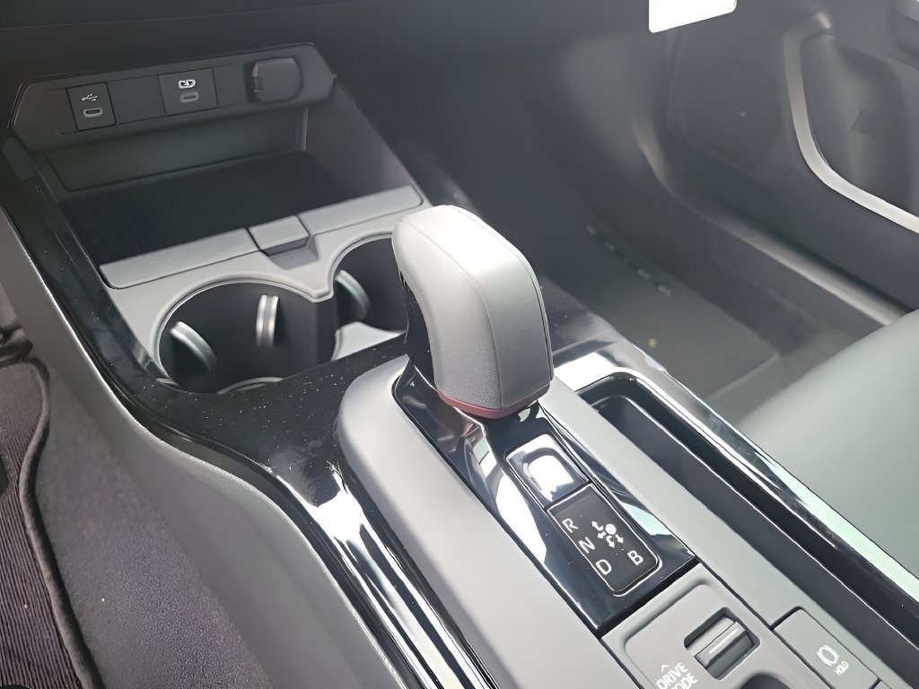 2026 Toyota Prius Plug-in Hybrid XSE - Photo 23