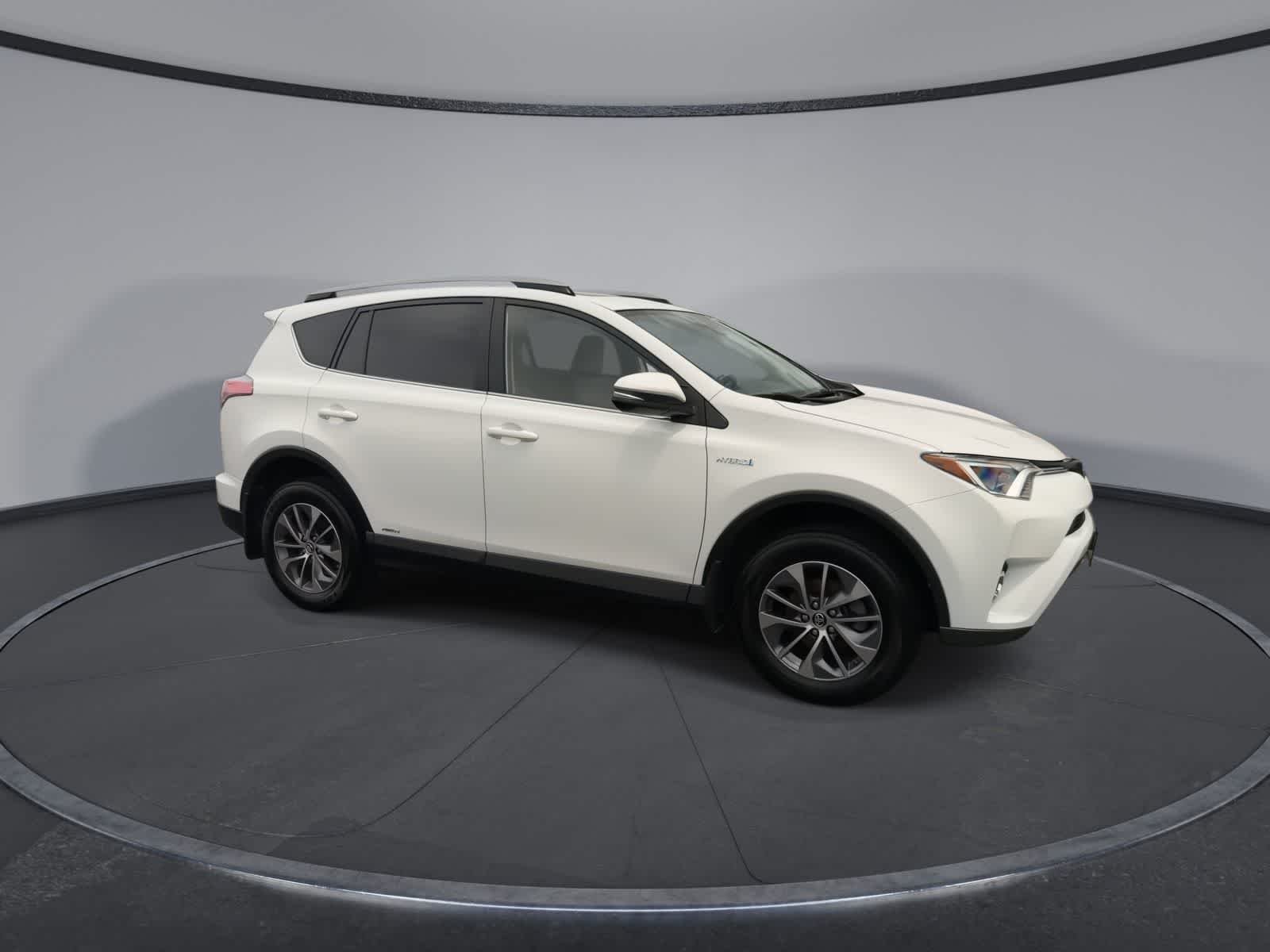Used 2017 Toyota RAV4 XLE with VIN JTMRJREV2HD131142 for sale in Troy, NY