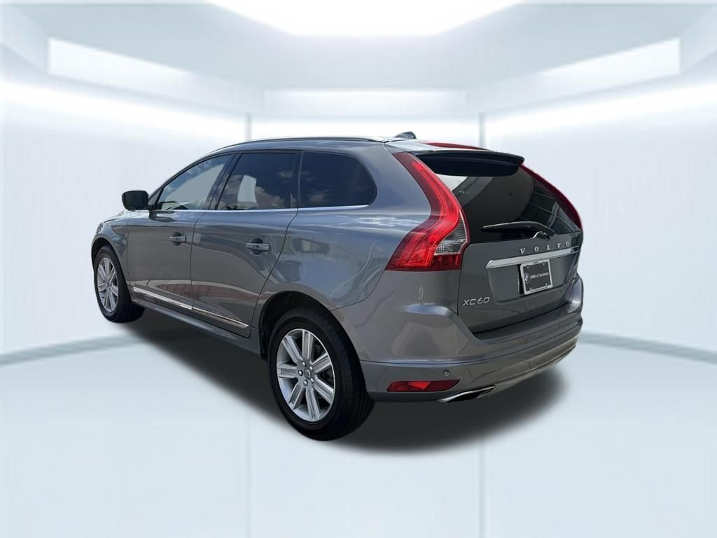 Used 2017 Gray Volvo T5 Inscription image 4