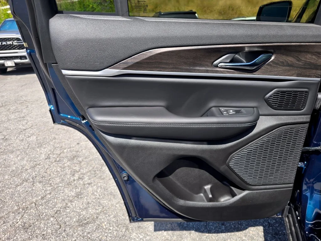 New 2027 Blue Jeep Limited image 37